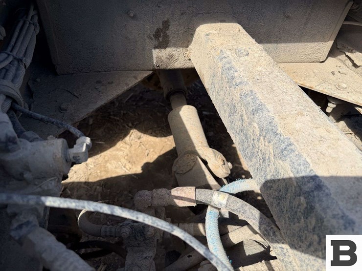 1990-peterbilt-377-image-22