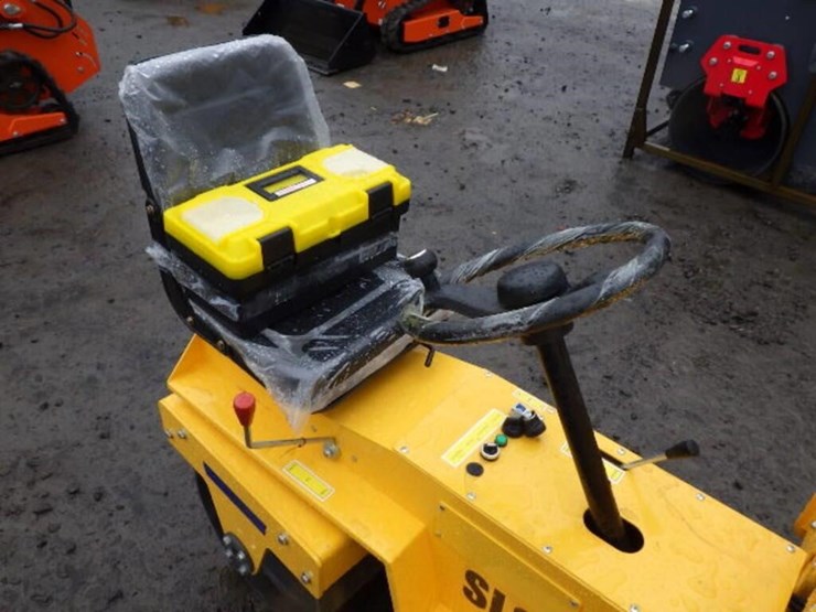 2026-sdlool-850-vibratory-smooth-drum-roller-image-9