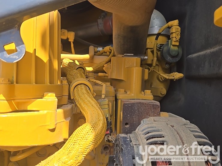 2019-deere-670g-image-93