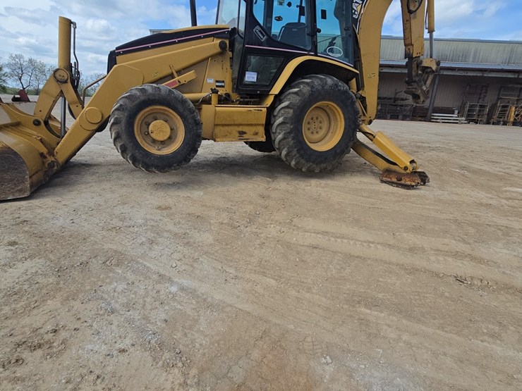 2005-caterpillar-420d-image-89