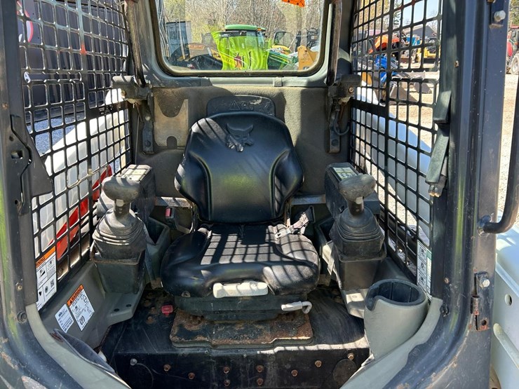 2017-bobcat-t550-image-20