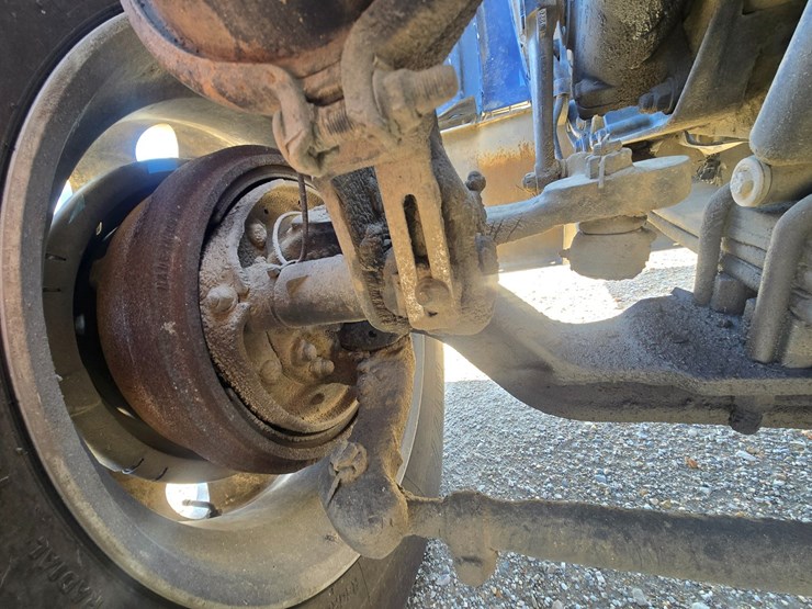 2005-peterbilt-379-image-41