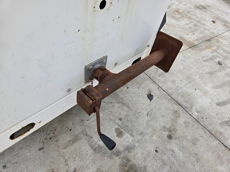 2002-massey-ferguson-8-image-18