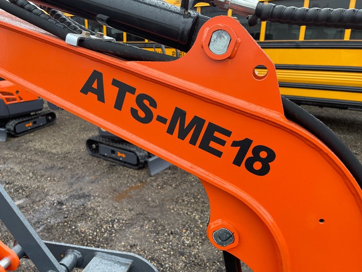 #3344-•-2026-ats-me18-mini-excavator-image-5