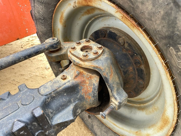 2005-jlg-g9-43a-image-38