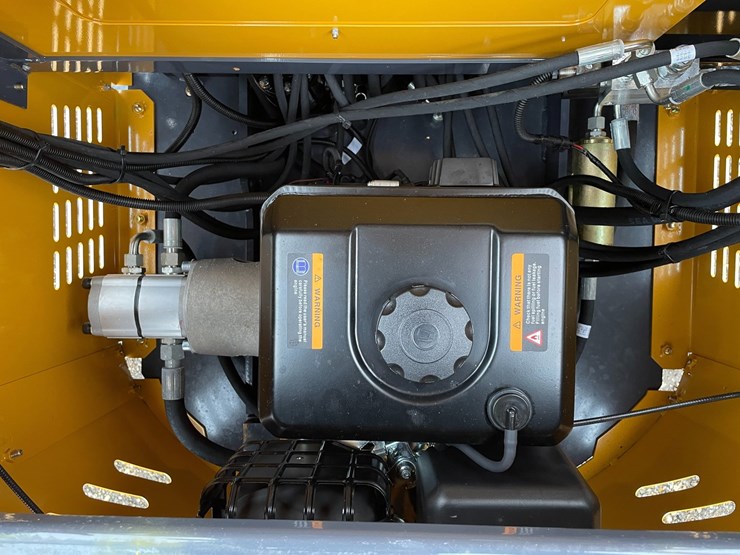 #3247-•-2026-ats-rt15r-mini-excavator-image-20