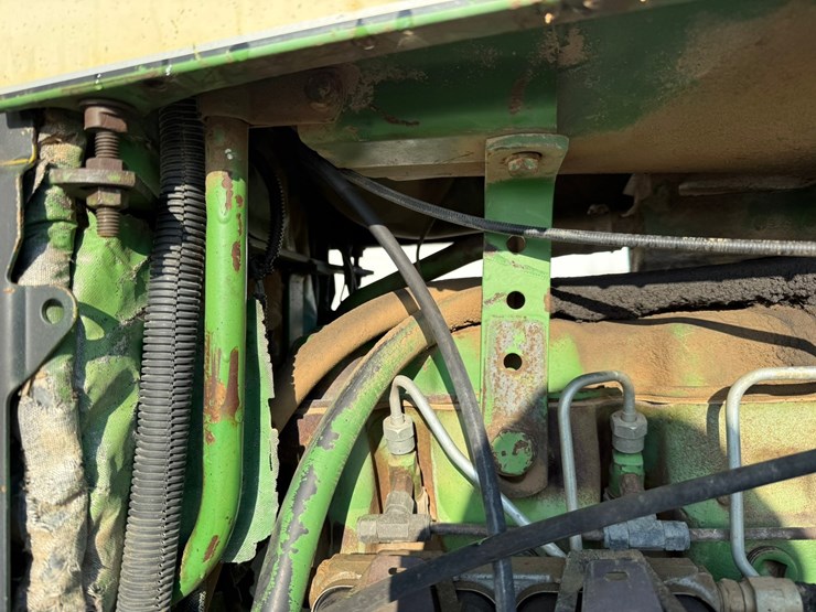 1979-john-deere-4840-image-33