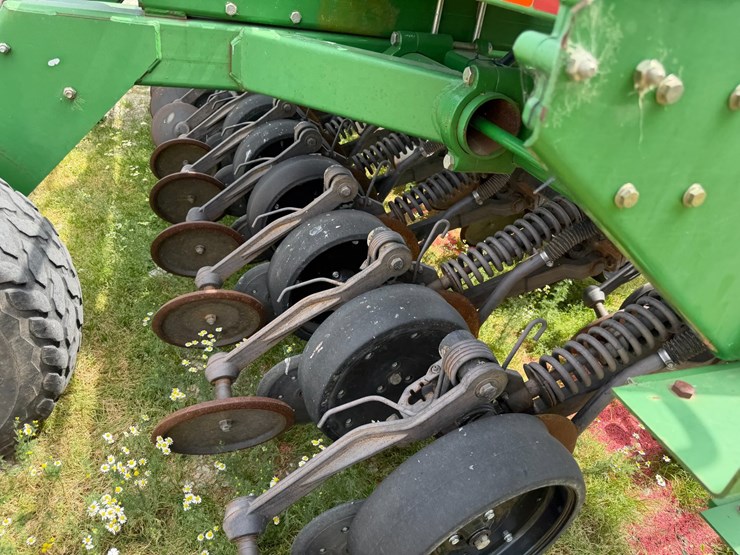 john-deere-1590-image-94