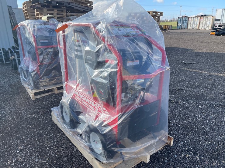 #3088-•-2026-magnum-4000-hot-water-pressure-washer-image-2