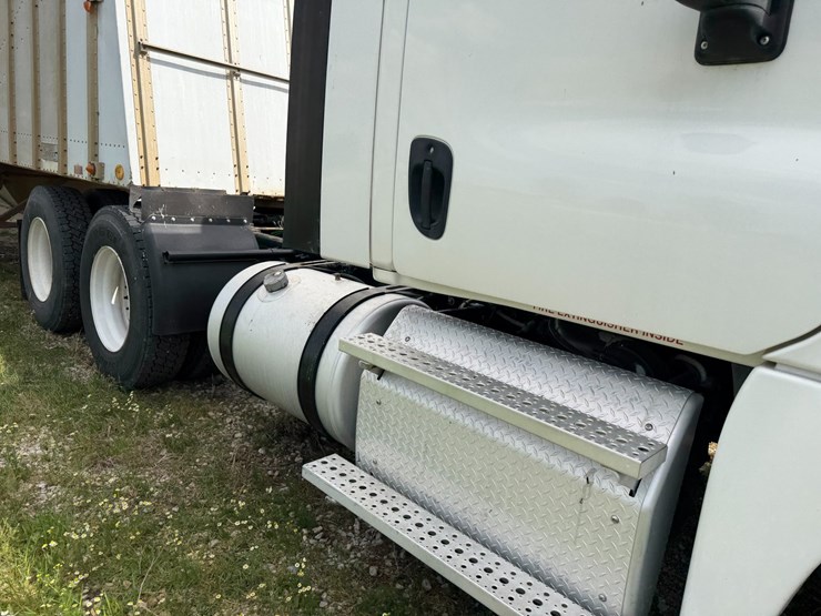 #45283-•-2016-freightliner-cascadia-daycab-truck-tractor-vin:-3akjgedv9gsgy4090-image-37