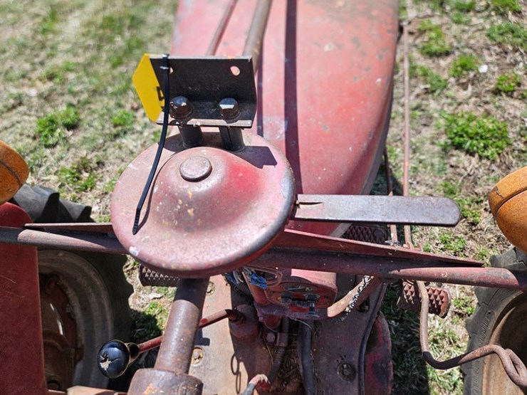 #525-•-farmall-super-m-tractor-image-26