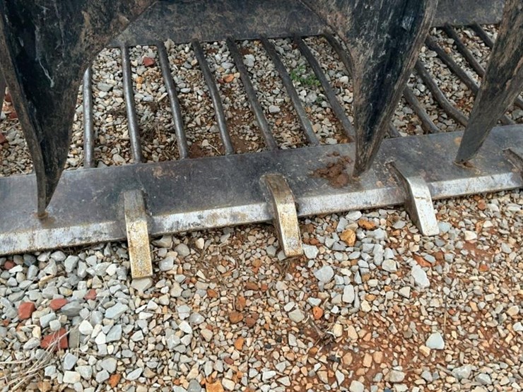 #170-•-2017-quick-attach-brush-grapple-image-13