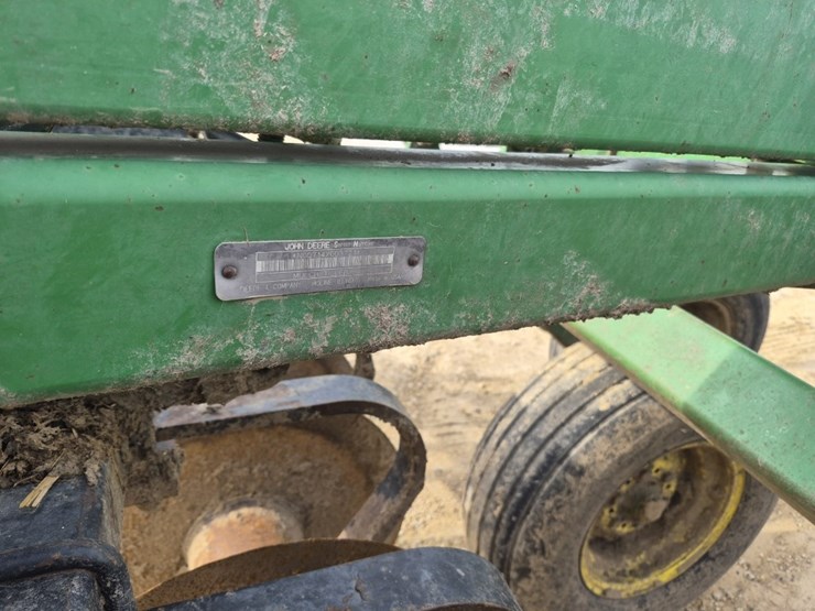 john-deere-714-image-9