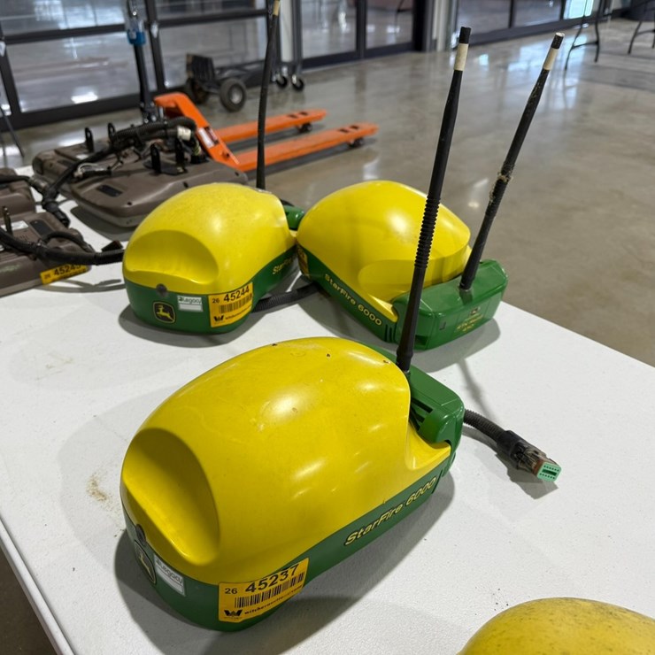 JOHN DEERE STARFIRE 6000