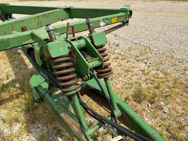 john-deere-1590-image-82
