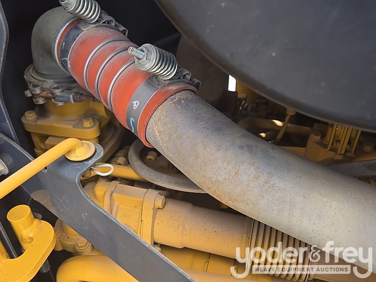 2019-deere-670g-image-51