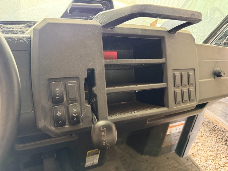 john-deere-gator-image-45