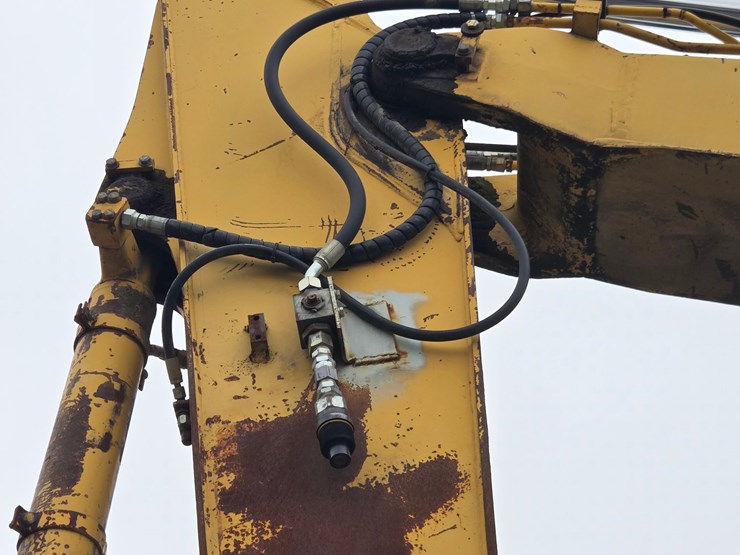 komatsu-pc150-lc-5-image-21