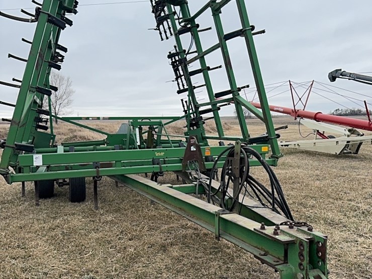 1997-john-deere-680-image-1