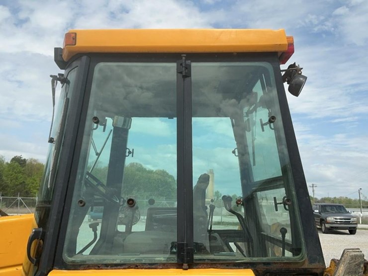 john-deere-310d-image-51