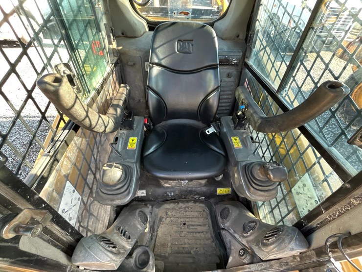 caterpillar-259d-image-42