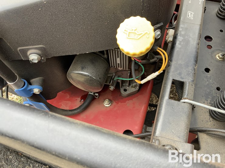 toro-74790-riding-lawn-mower-image-16