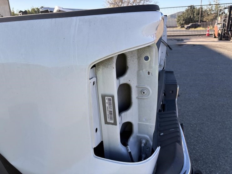 2017-gmc-sierra-2500hd-image-6