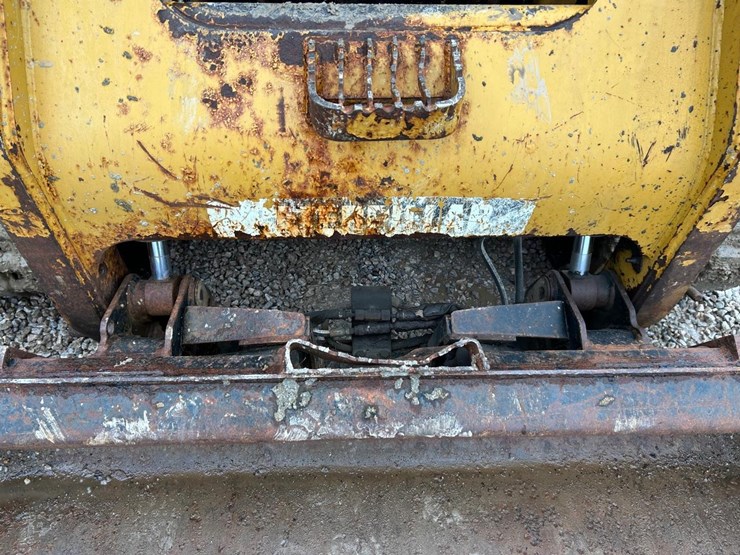 caterpillar-279c2-image-10