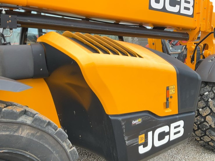 2022-jcb-510-56-image-43