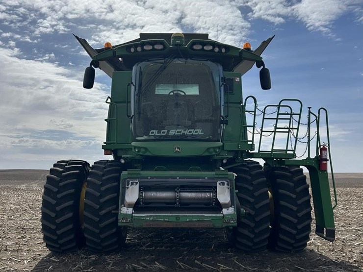 2012-john-deere-s690-image-2