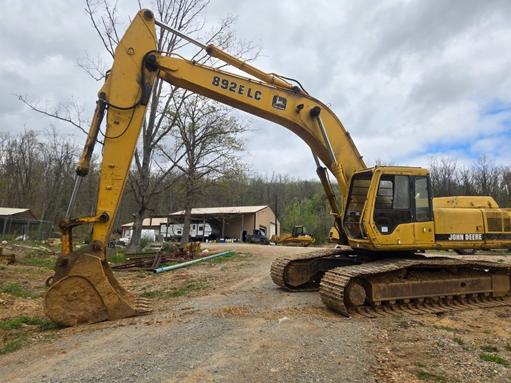 deere-892e-lc-image-5