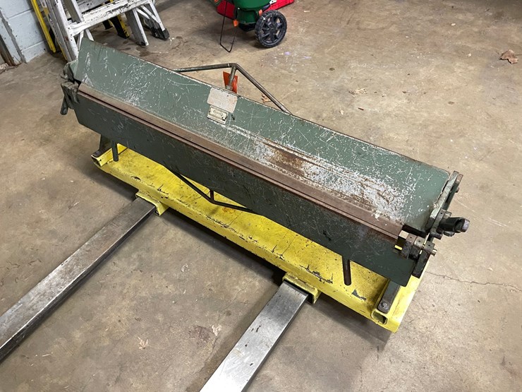 #2565-•-connecticut-bench-brake-(columbia-heights,-mn)-image-1