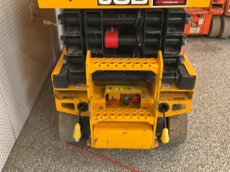 #407-•-jcb-s1930e-19'-scissor-lift-image-12