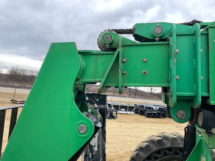 2015-sky-trak-10054-image-34