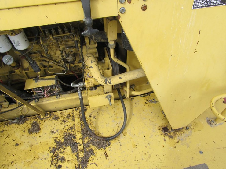 new-holland-tr96-image-50