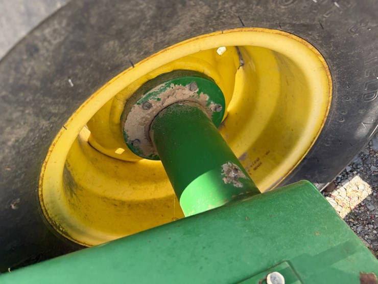 john-deere-1590-image-9