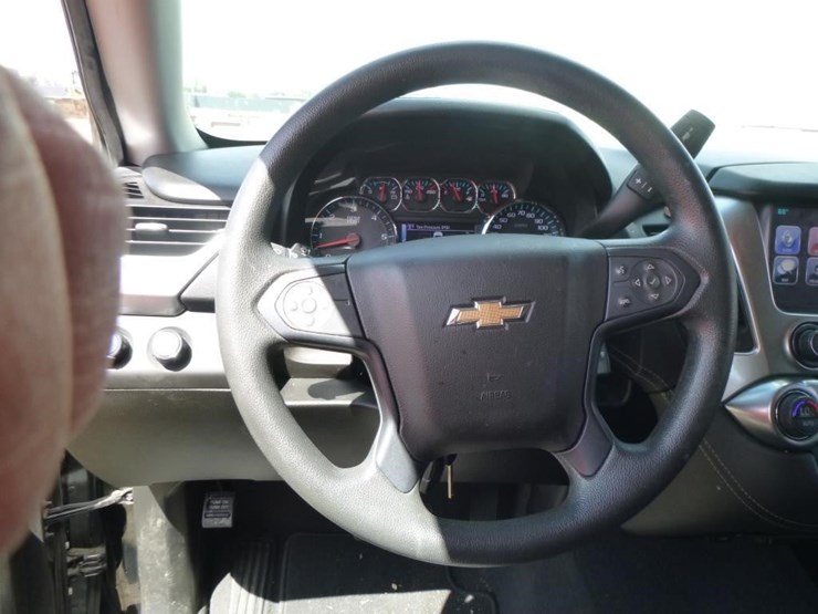 2019-chevrolet-tahoe-image-9