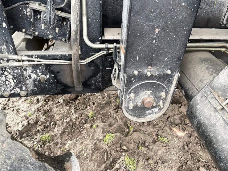 gleaner-r65-image-28