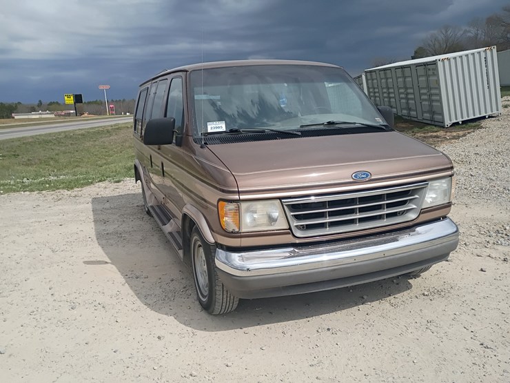1992-ford-e150-image-14