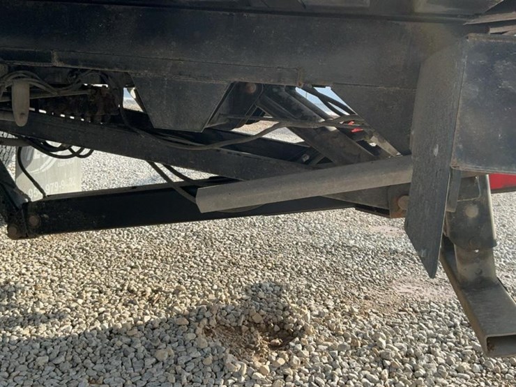 2021-peterbilt-337-image-51