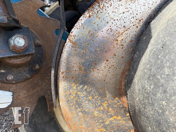 2008-kinze-3000-image-11