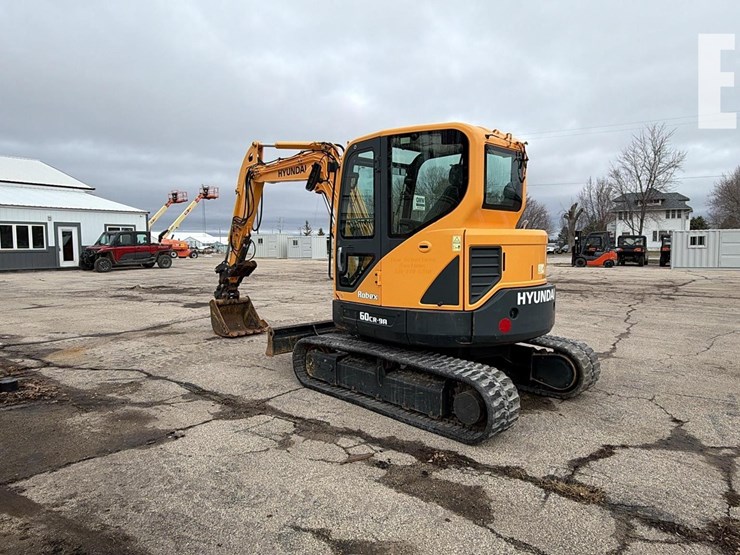 2017-hyundai-robex-60cr-9a-image-4