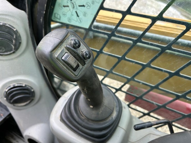 caterpillar-256c-image-24