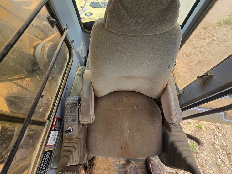 deere-892e-lc-image-51