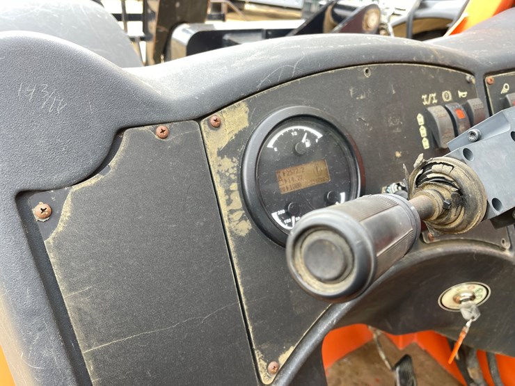 2014-jlg-g9-43a-image-67