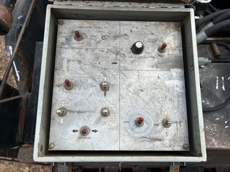 caterpillar-ap-1055b-image-24