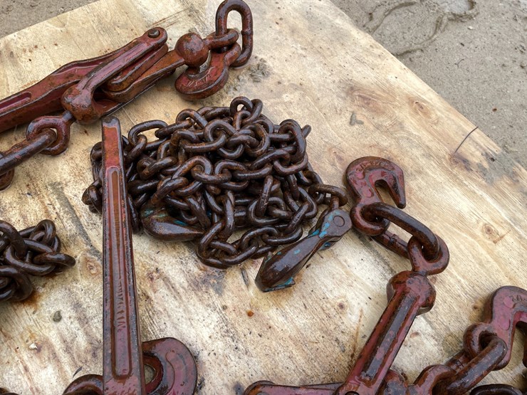 #7555-•-(4)-heavy-duty-3/8"-chain-and-binders-image-7