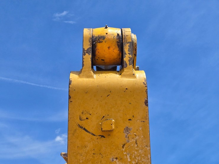 2003-caterpillar-320c-image-100