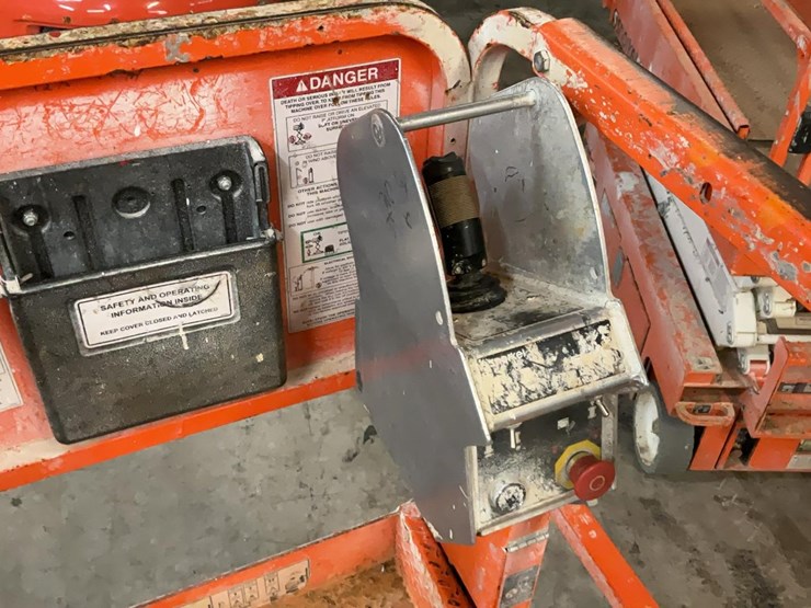 #413-•-2019-snorkel-19'-scissor-lift-image-19