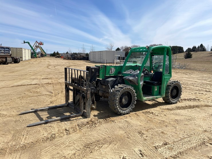 2014-jlg-g5-18a-image-1